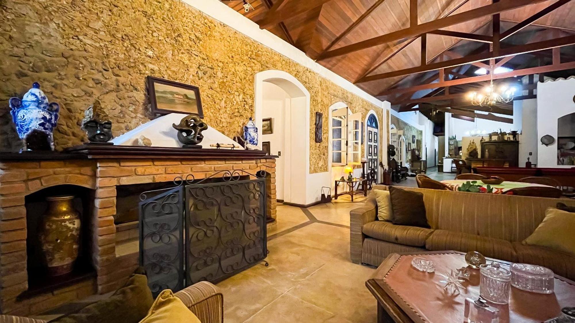 Casarao Colonial * Iguape